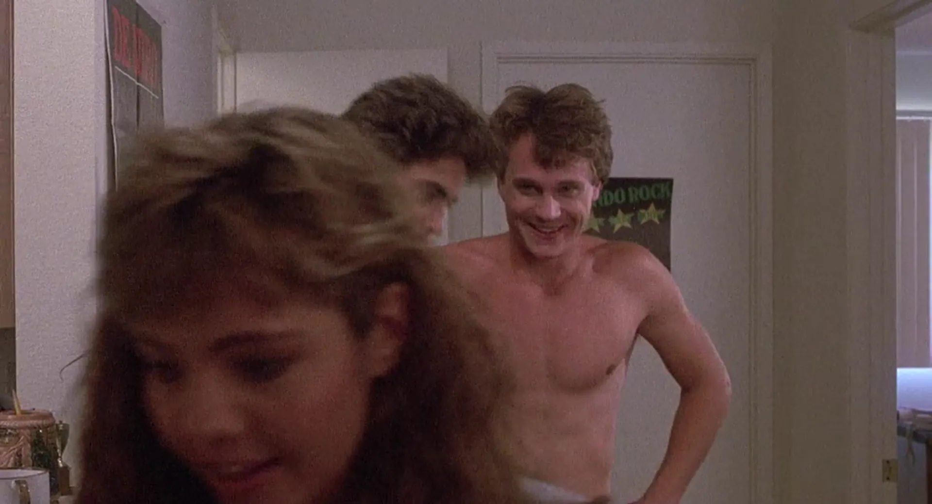 Return of the Killer Tomatoes! scene still 3