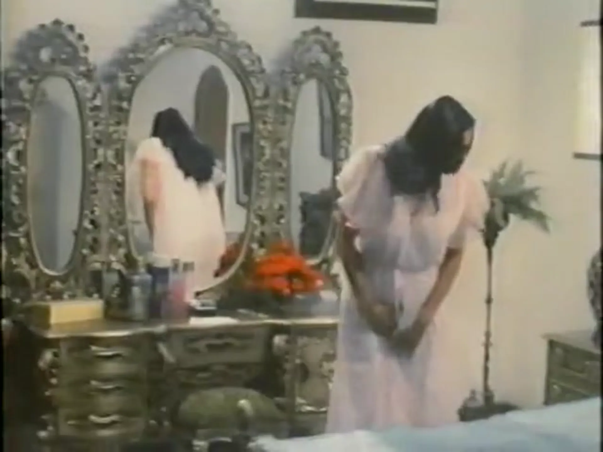Escape from Hellhole scene still 1
