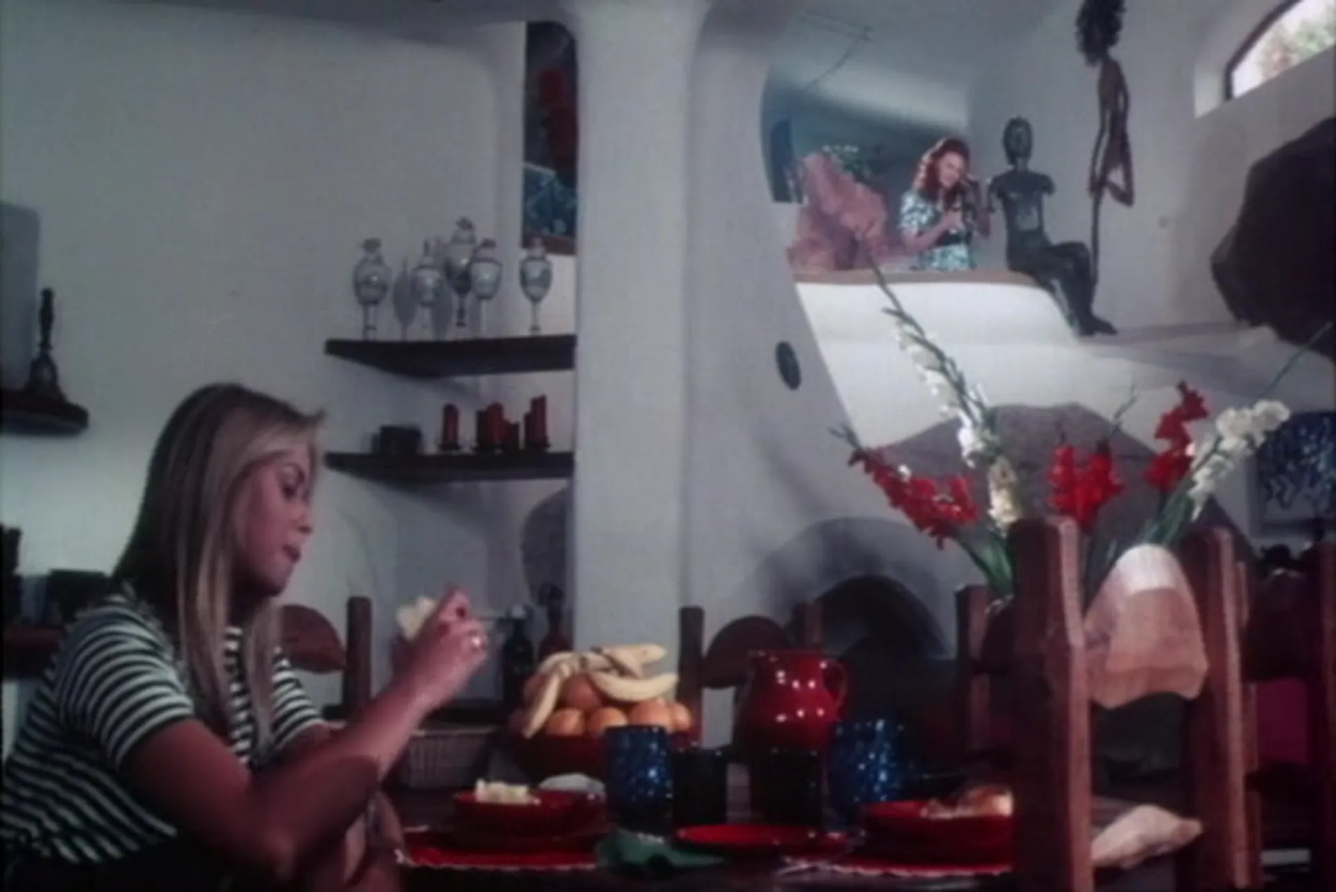So Young, So Lovely, So Vicious... scene still 4