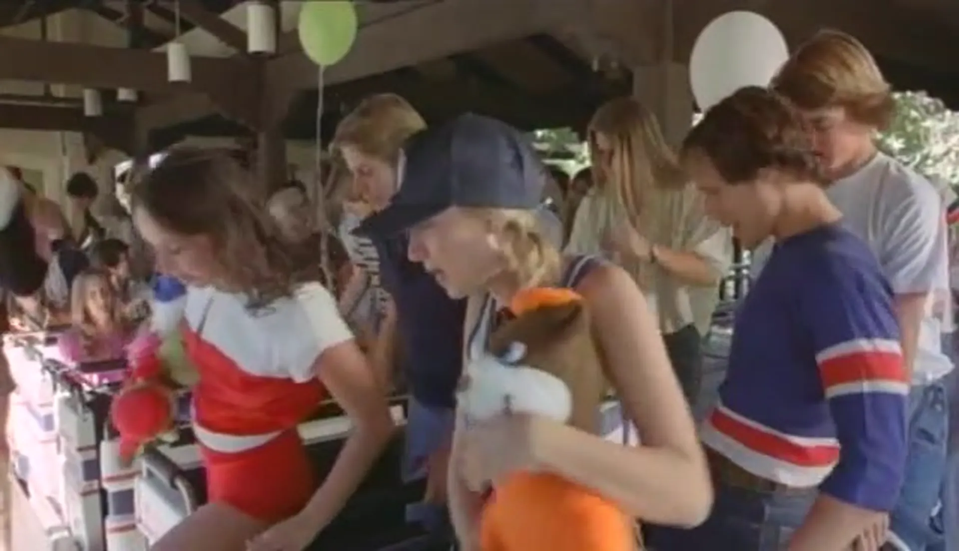 Van Nuys Blvd. scene still 5