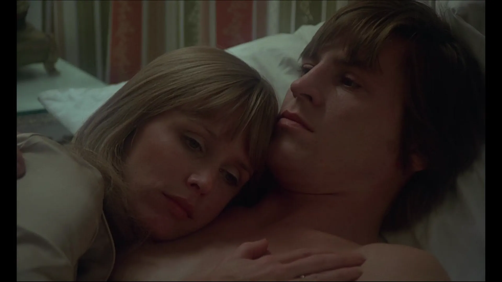 Alfie Darling scene still 11