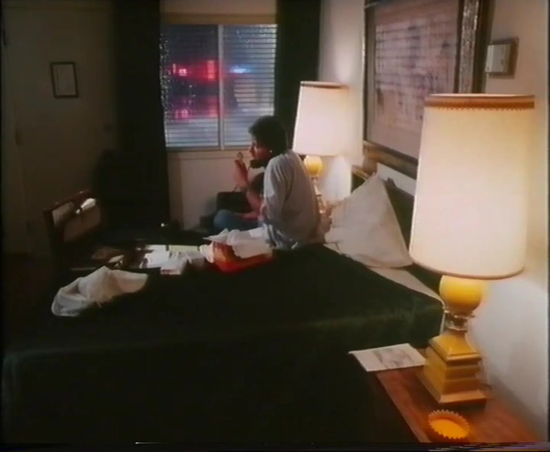 Money on the Side scene still 3