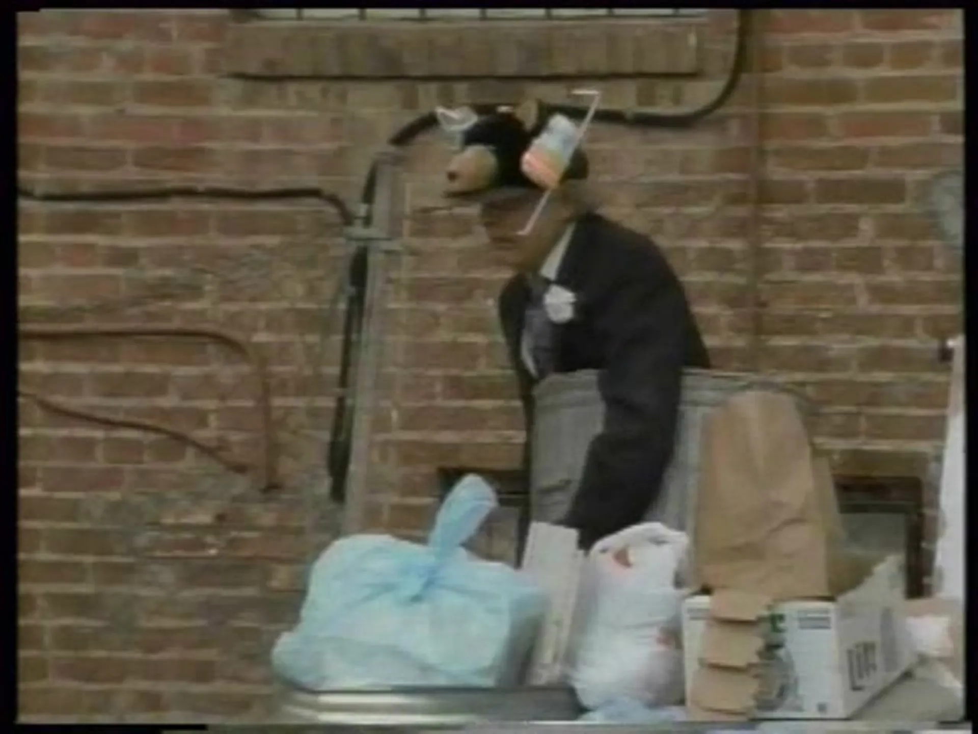 Party Favors scene still 6