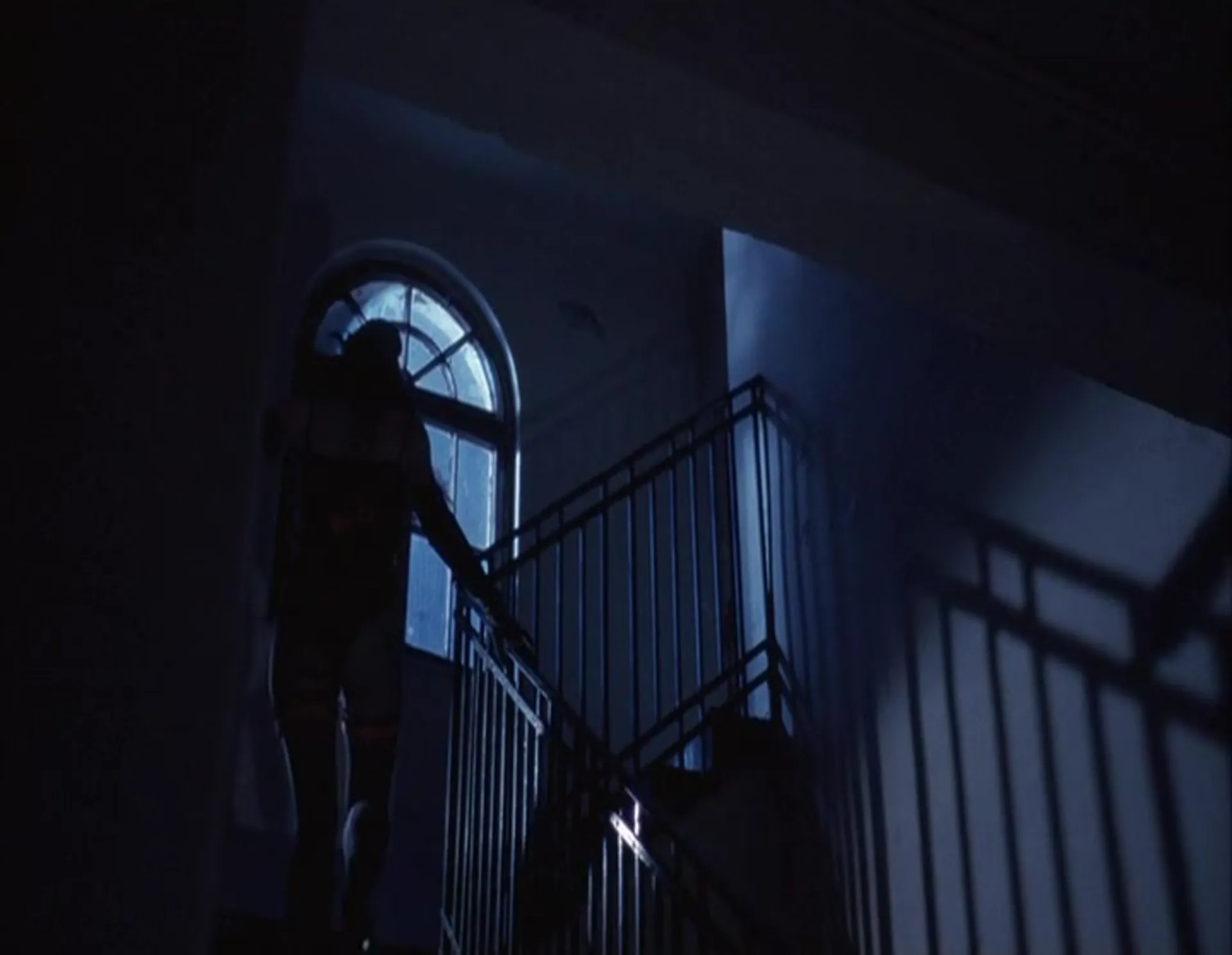Edge of Sanity scene still 5