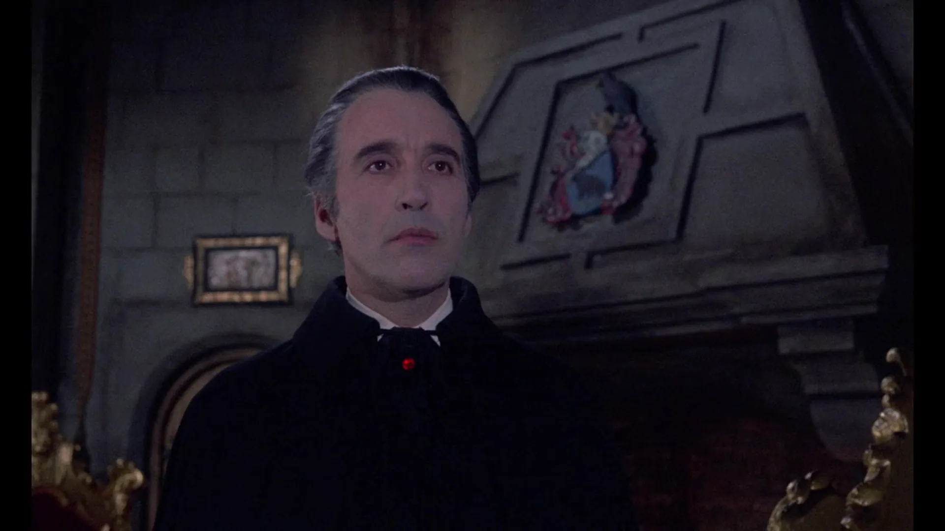 Scars of Dracula scene still 4