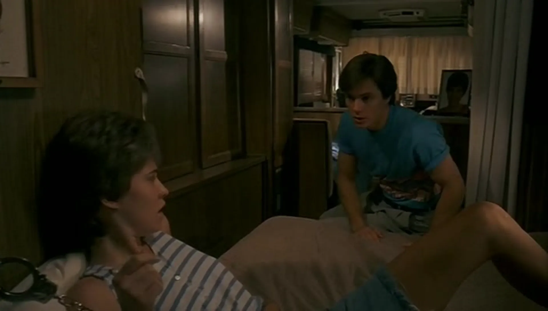 Hitcher in the Dark scene still 6