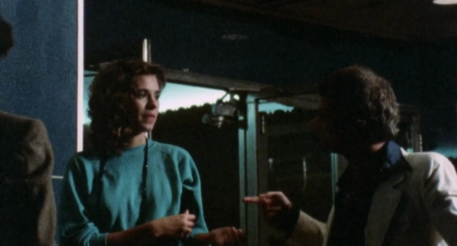 Disconnected scene still 4