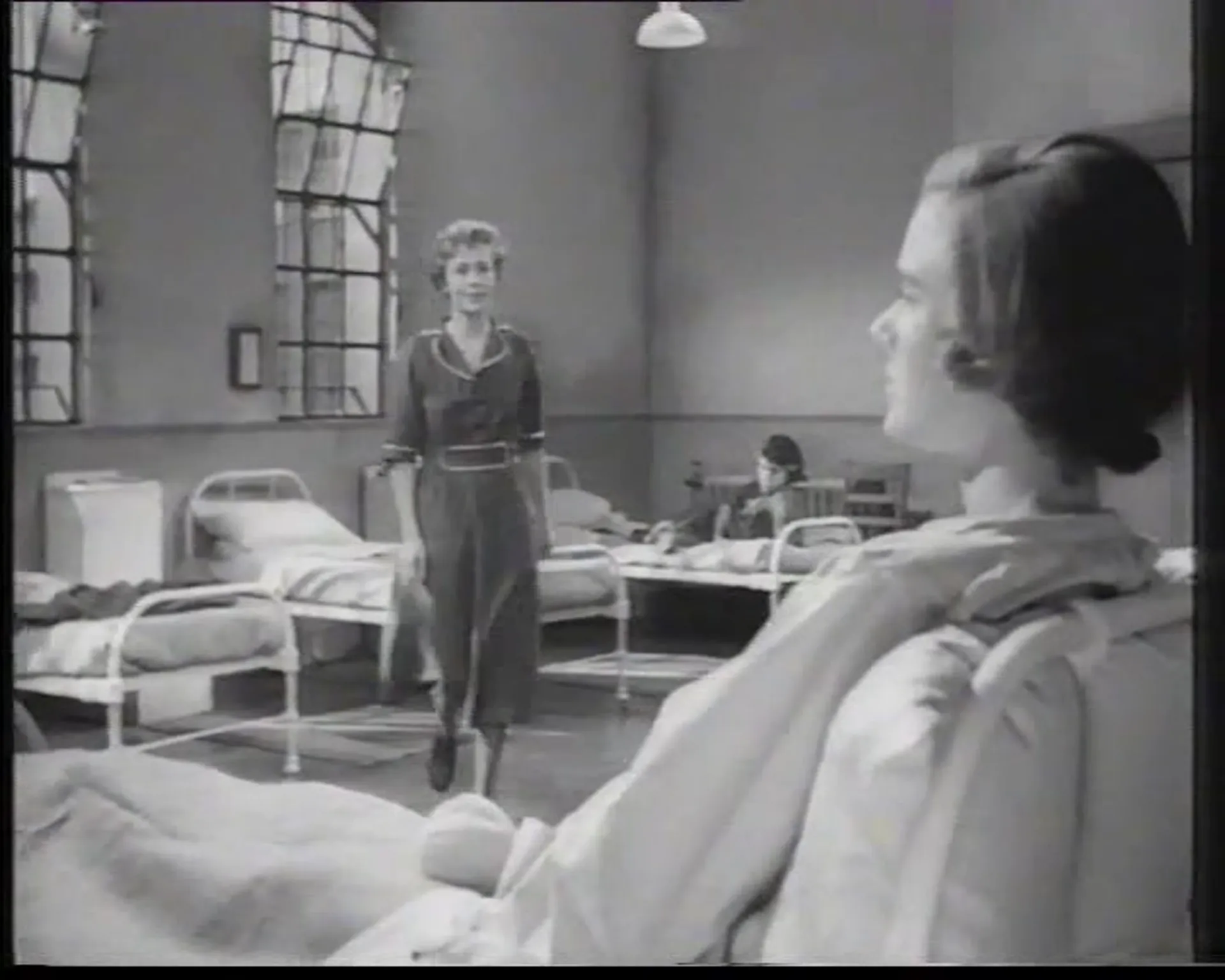 The Weak and the Wicked scene still 6