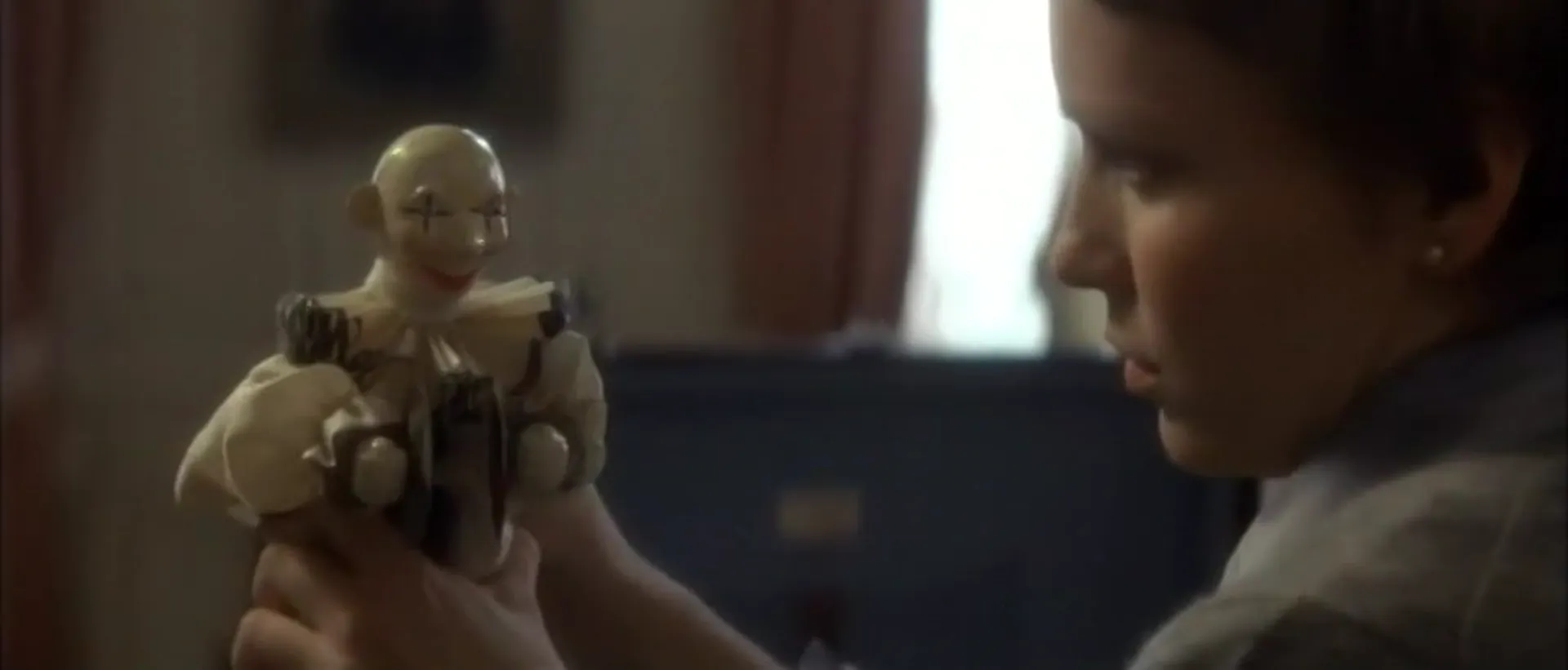The Haunting of Julia scene still 1