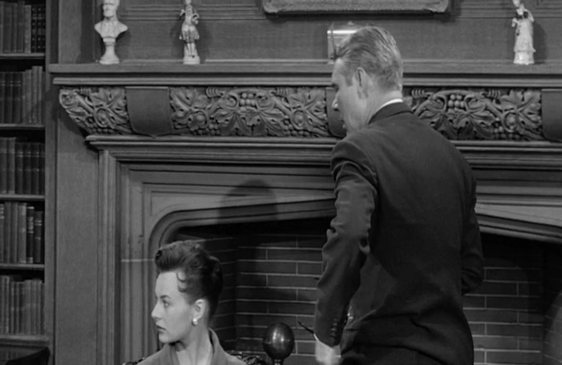 The Man Who Turned to Stone scene still 3