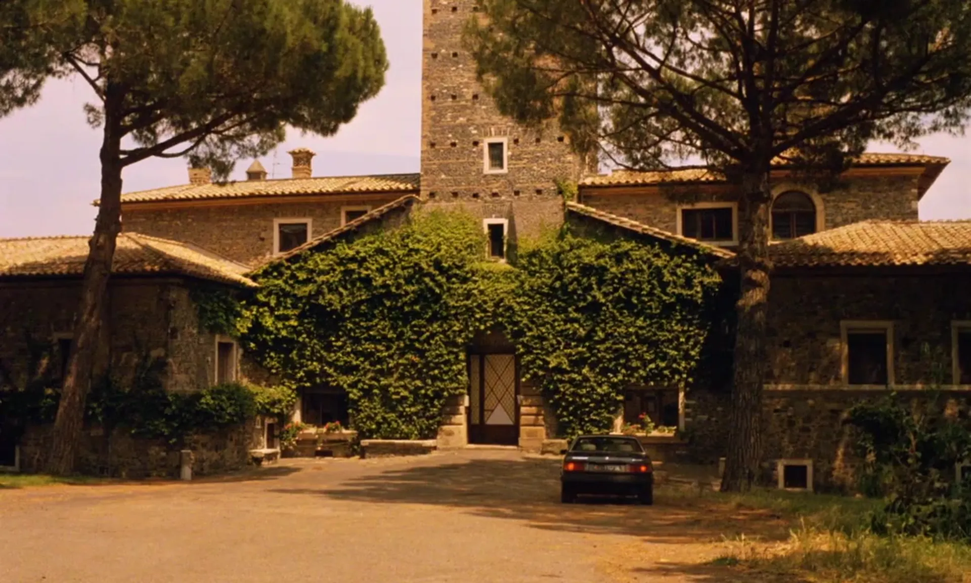 The Black Cat scene still 4