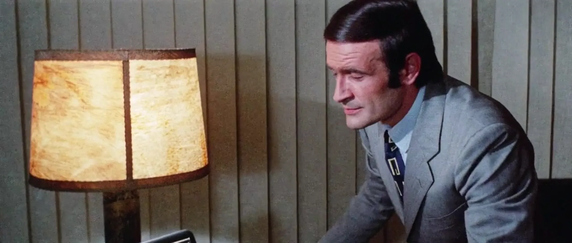 The Forbidden Photos of a Lady Above Suspicion scene still 3