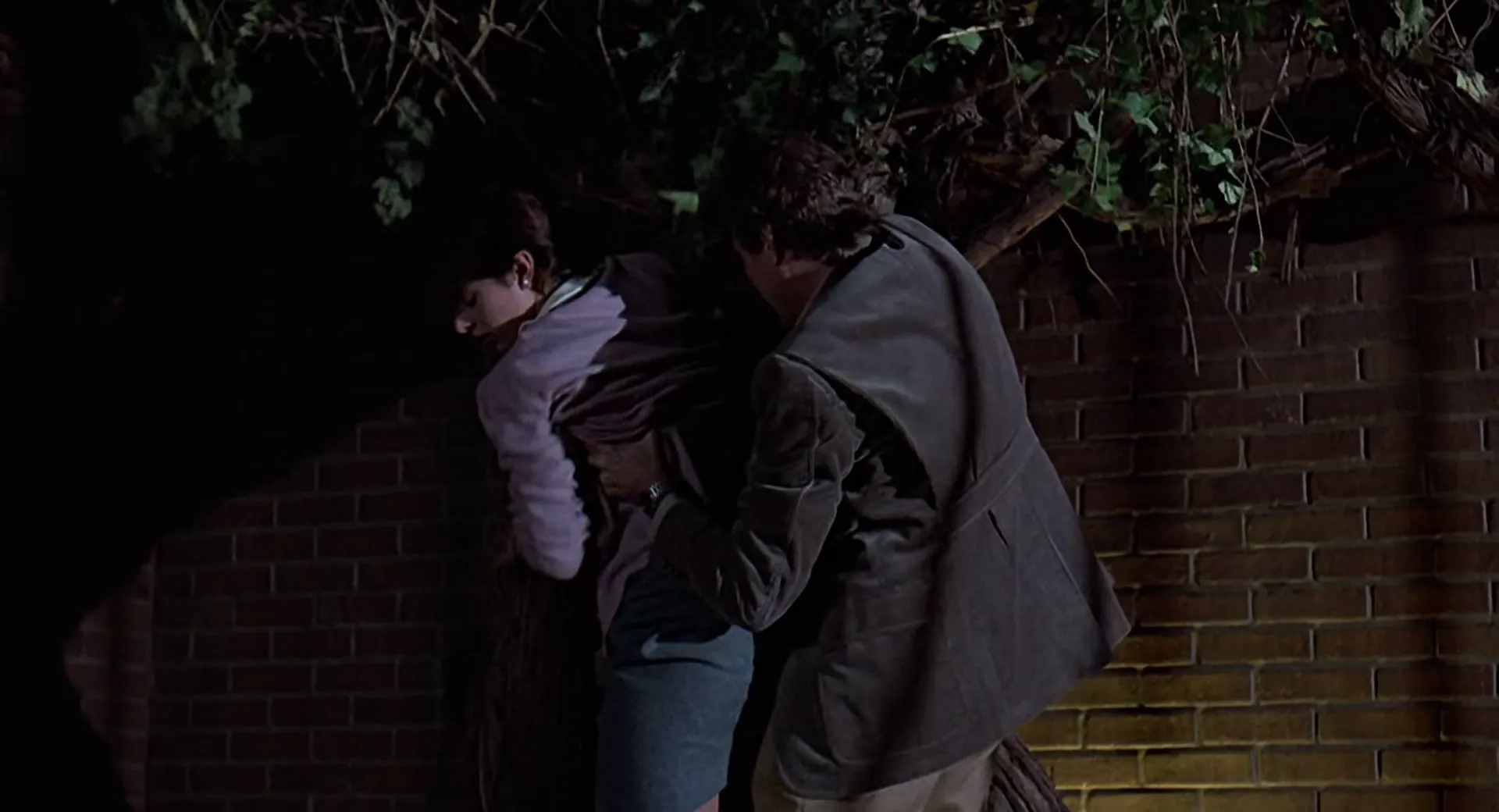 Cat People scene still 3