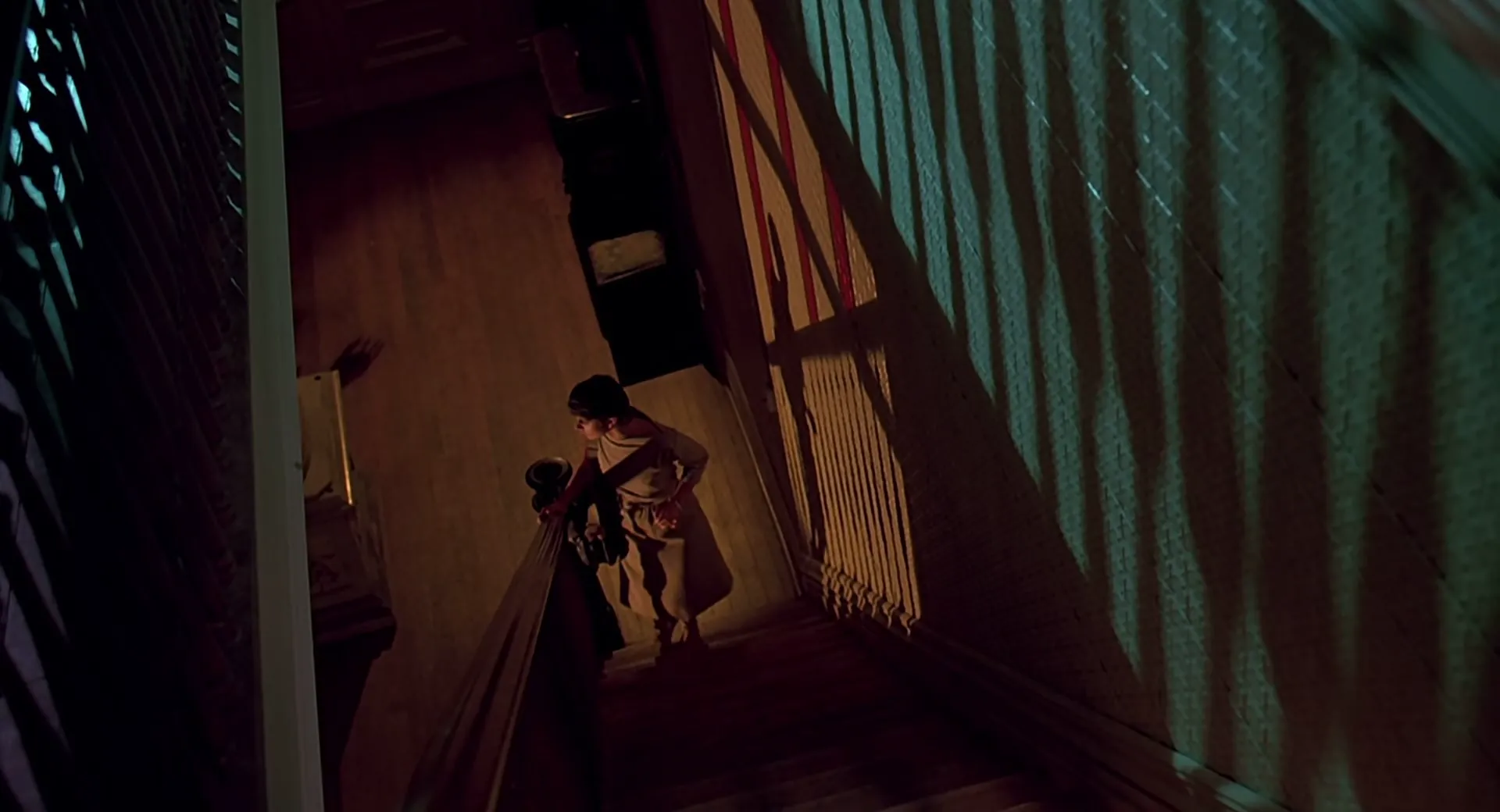 Cat People scene still 5