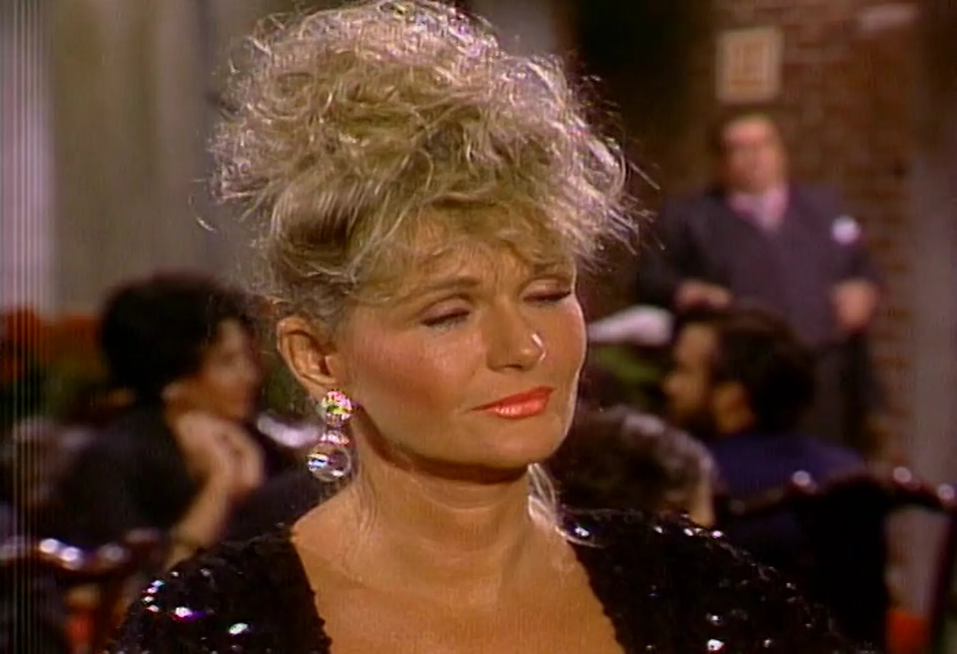 The Rodney Dangerfield Show: It's Not Easy Bein' Me scene still 4