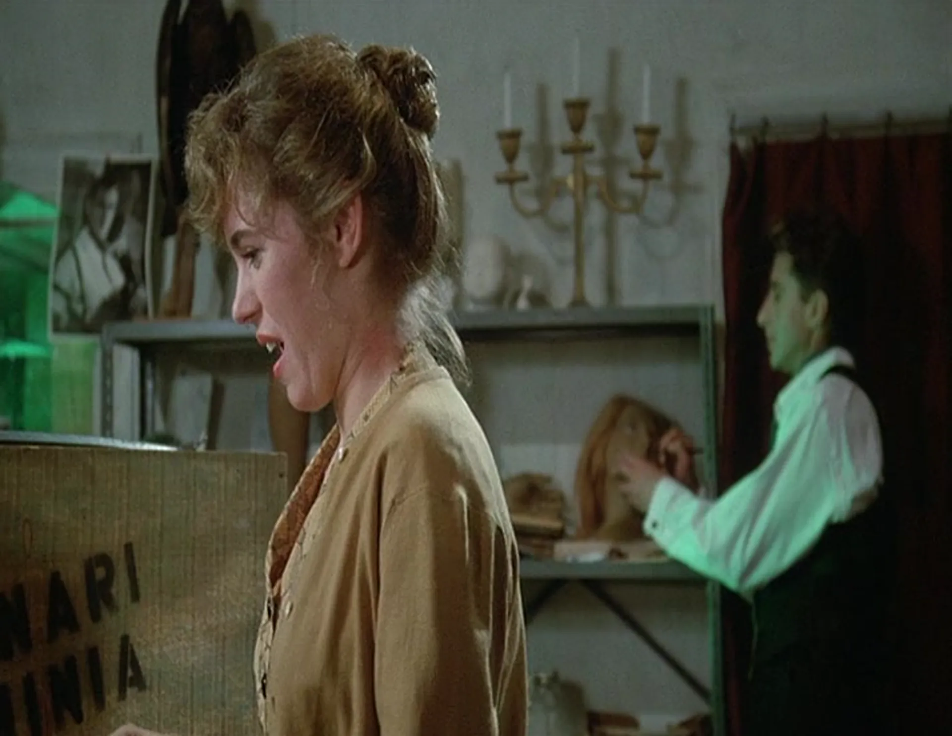 Dracula's Widow scene still 3