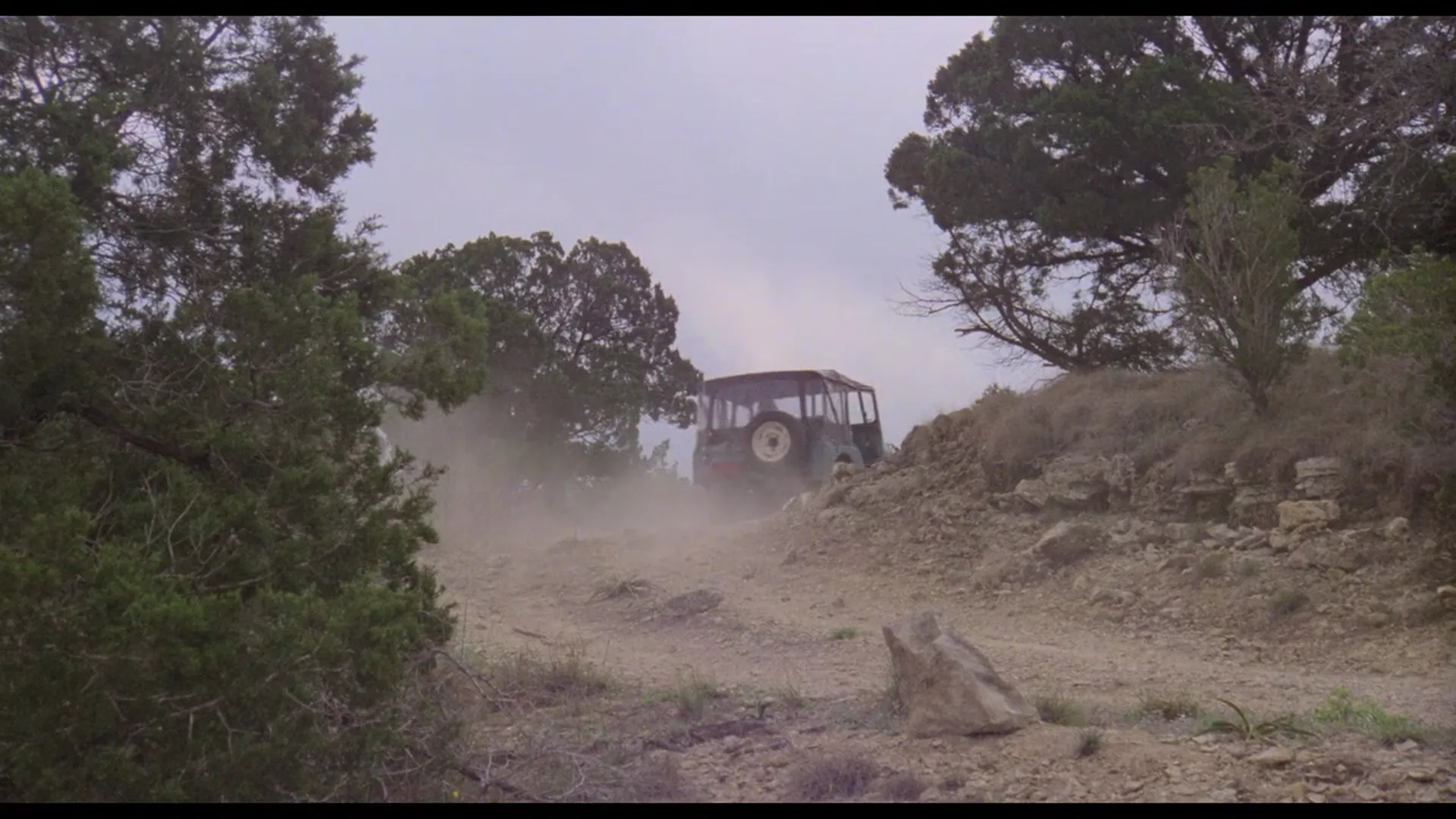 Piranha scene still 1