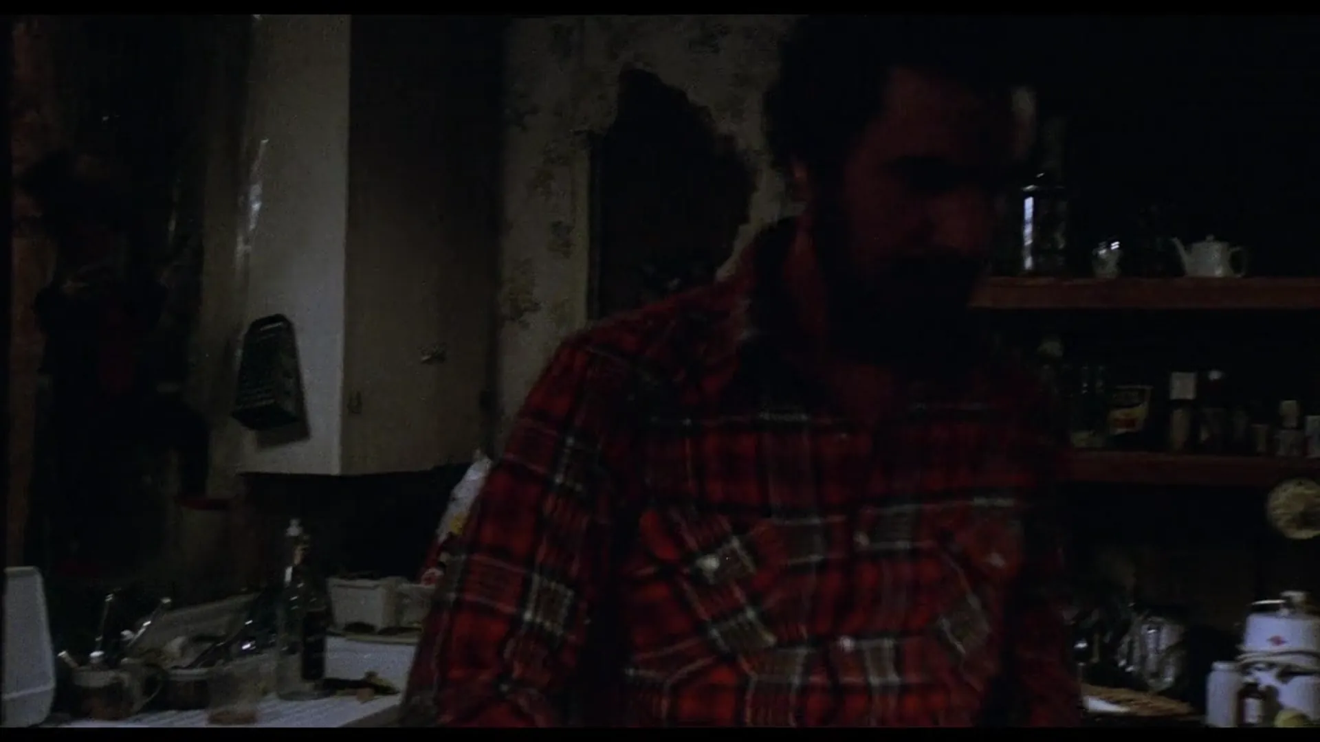 Piranha scene still 3