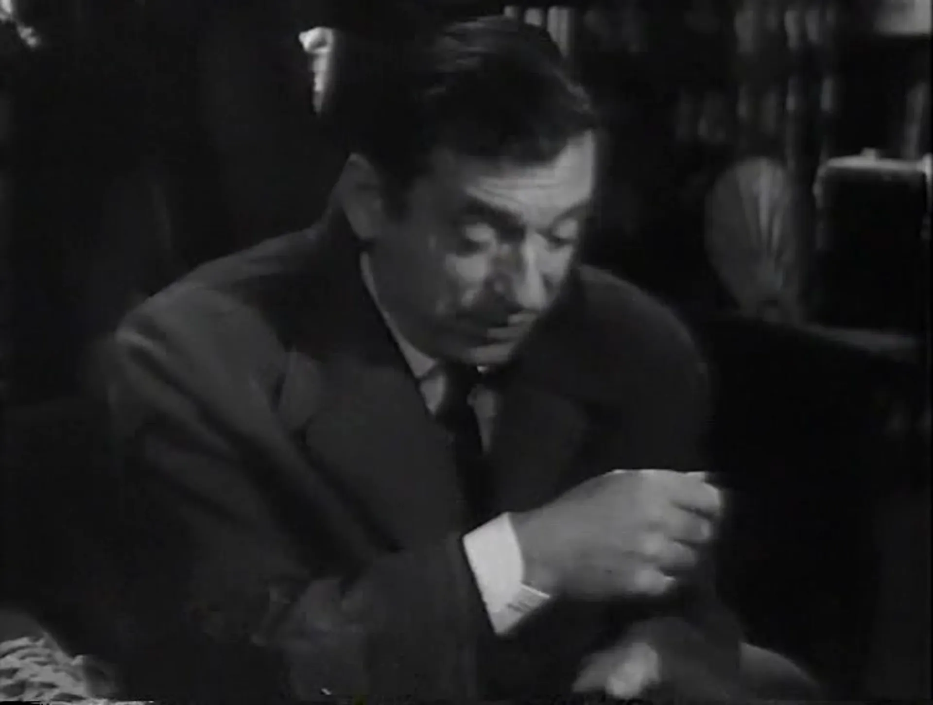 The Sleeping Car Murder scene still 5