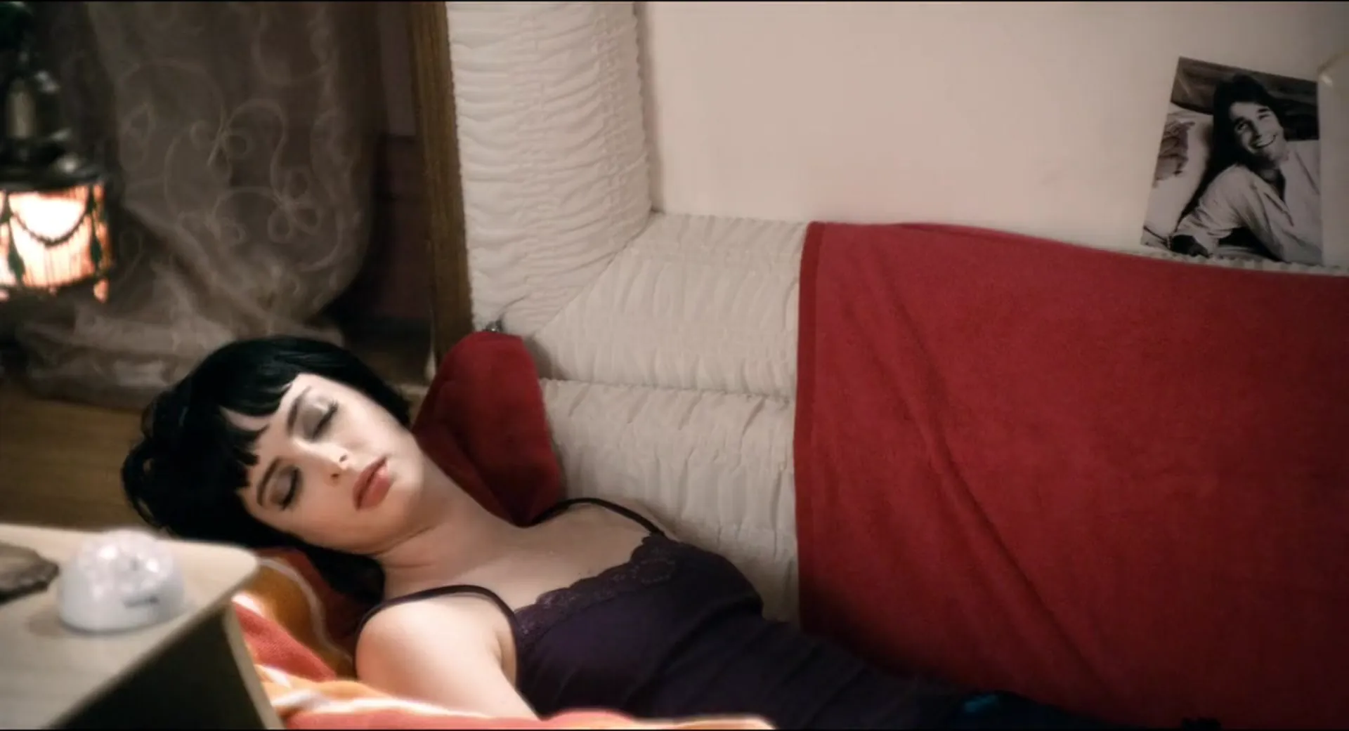 Vamps scene still 5