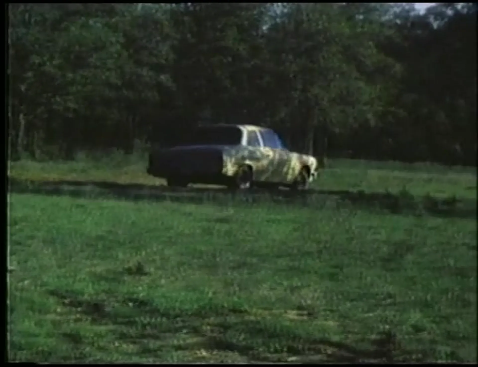 Ozone! Attack of the Redneck Mutants scene still 4