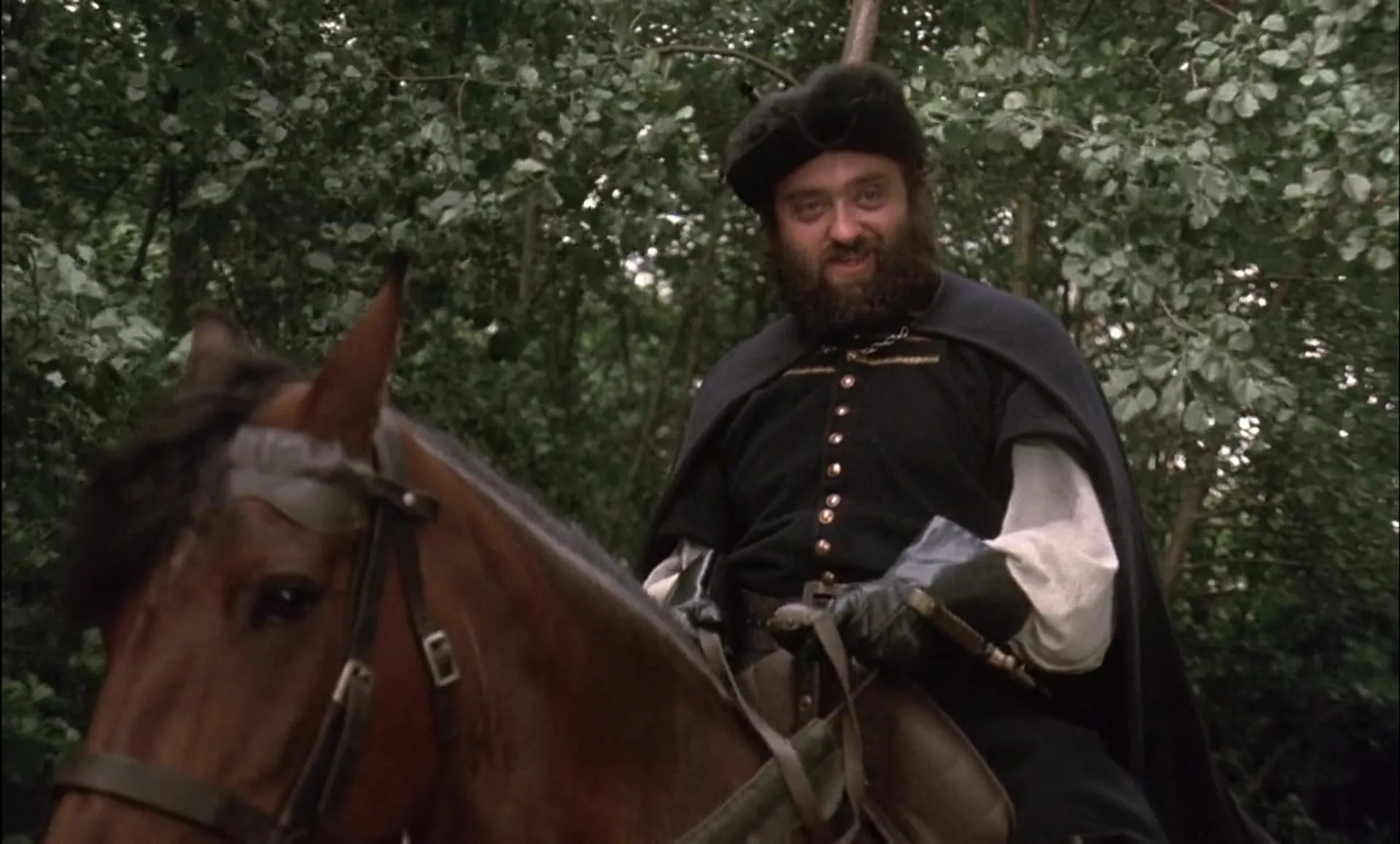 Countess Dracula scene still 6