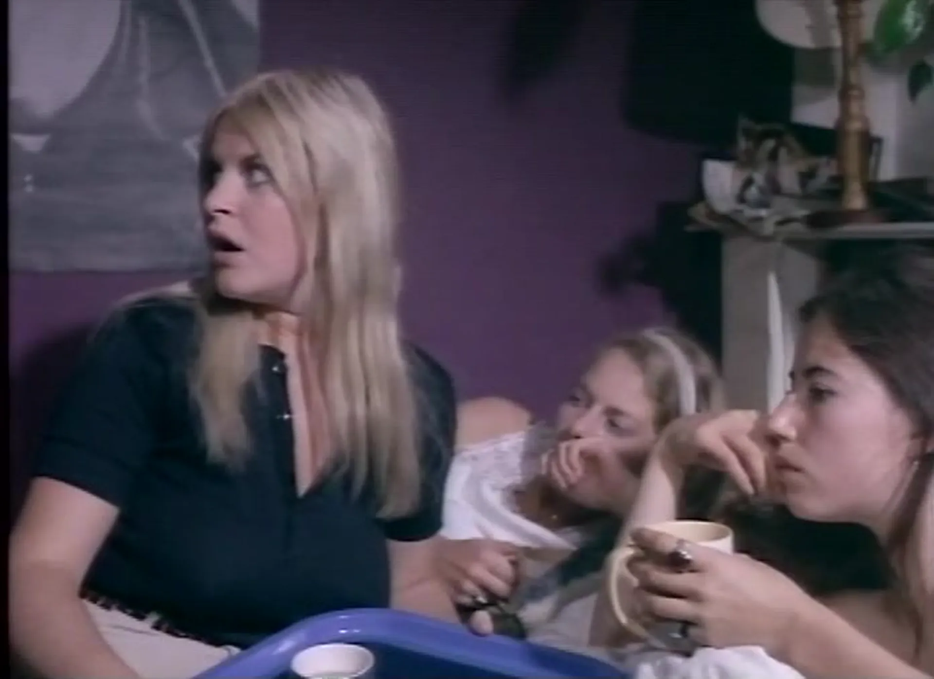 The Yes Girls scene still 3