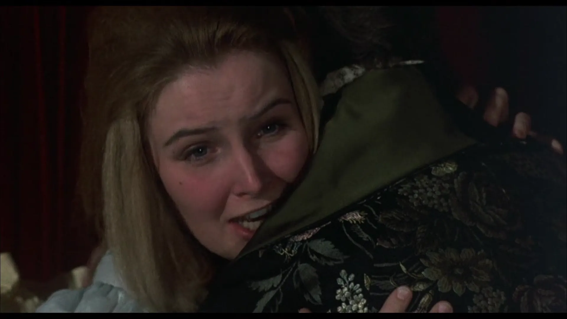The Vampire Lovers scene still 2