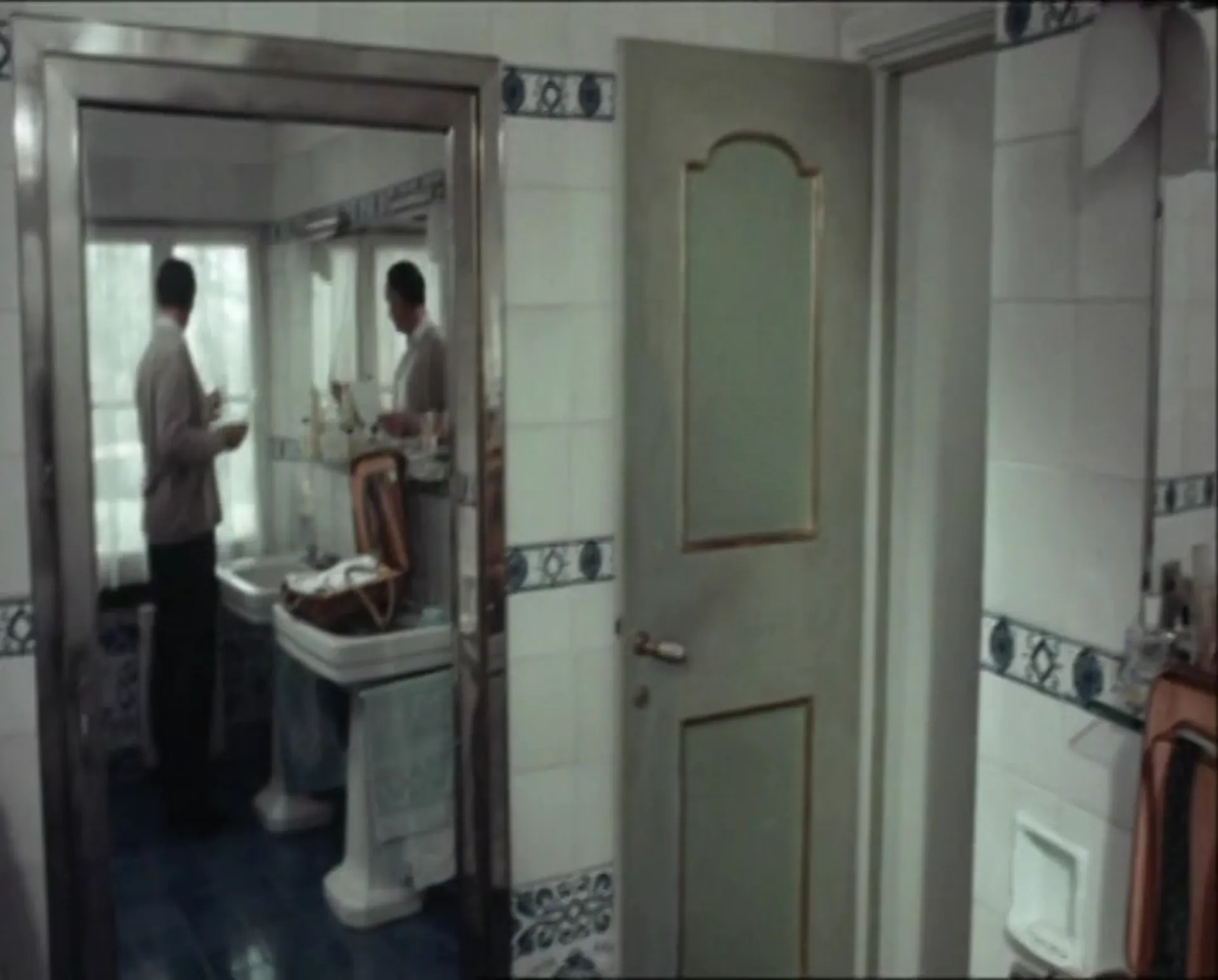 The Statue scene still 4