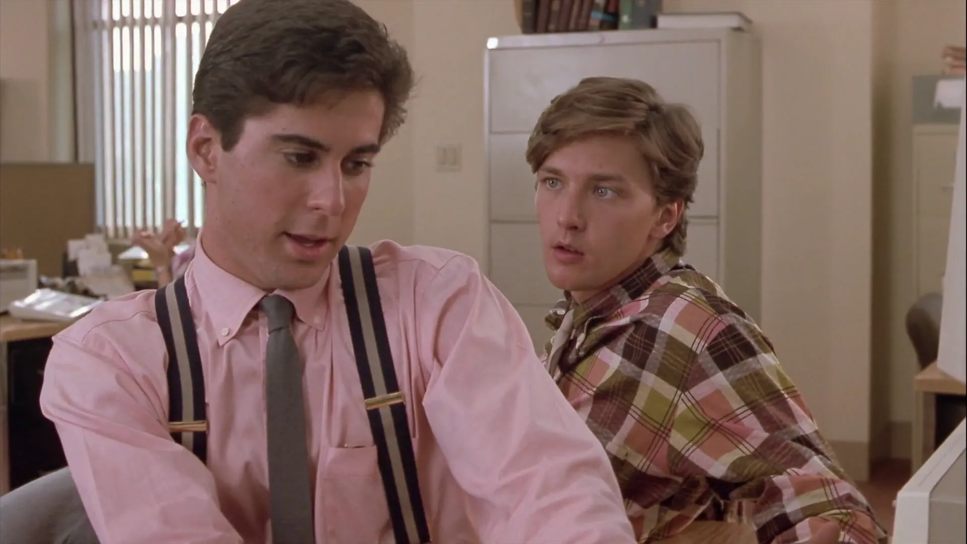 Weekend at Bernie's scene still 1