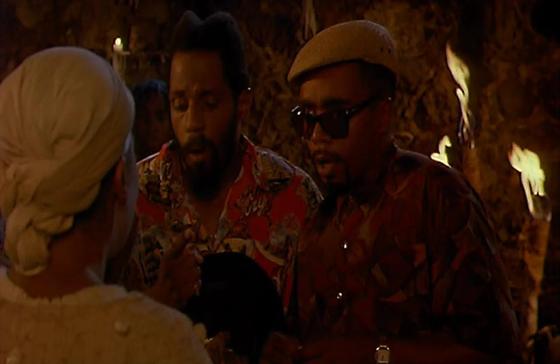 Weekend at Bernie's II scene still 1