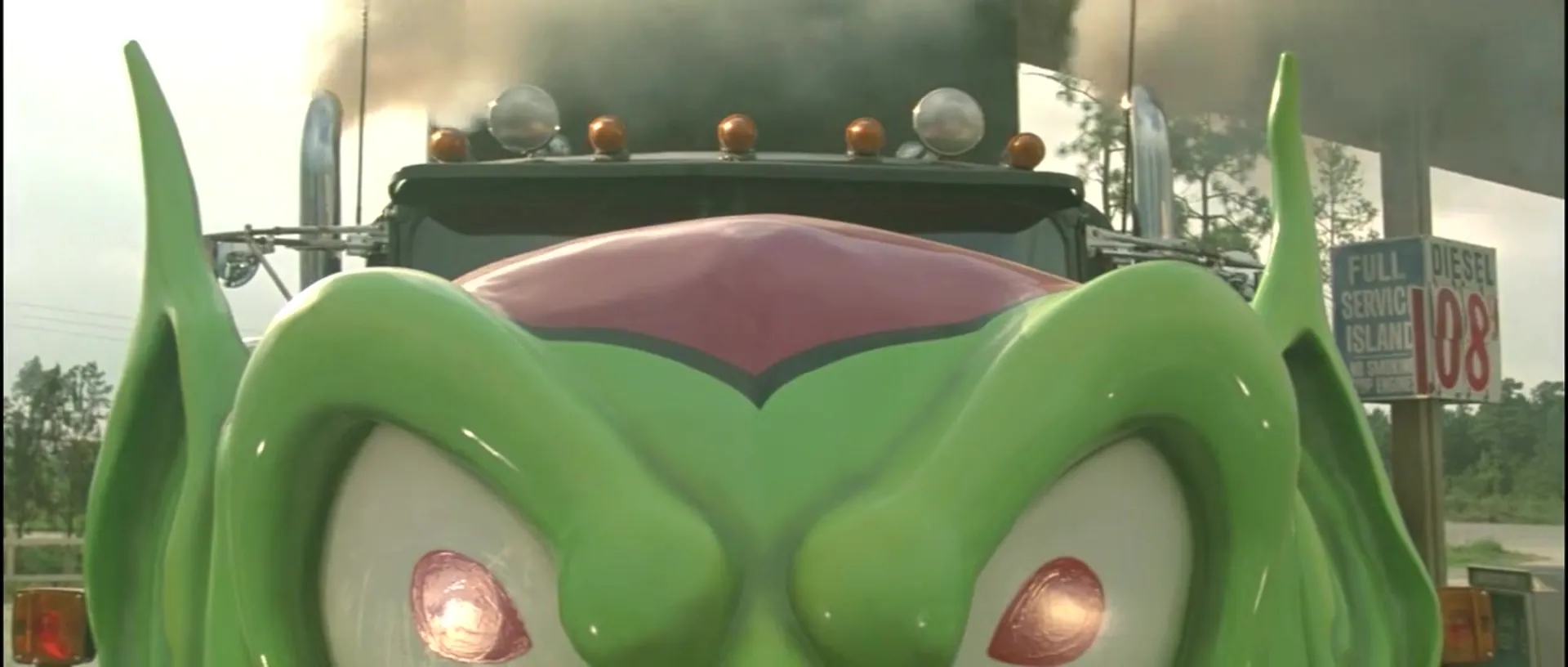 Maximum Overdrive scene still 2