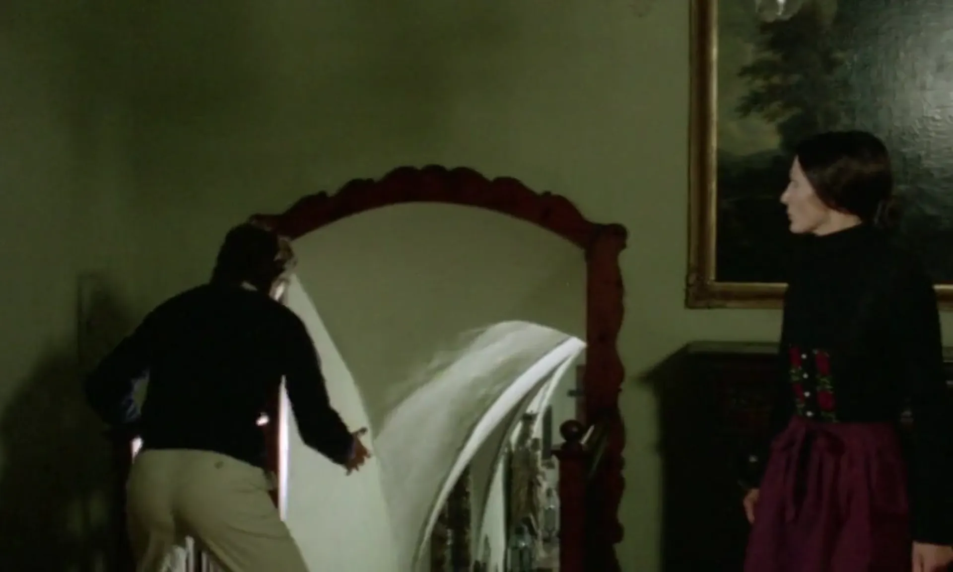 Beyond the Darkness scene still 12