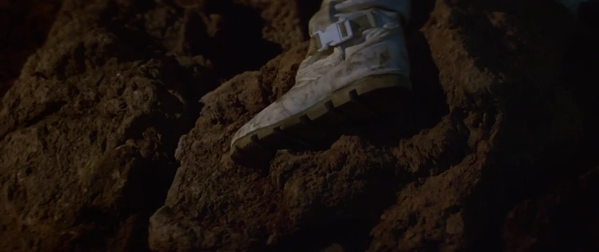 Enemy Mine scene still 1