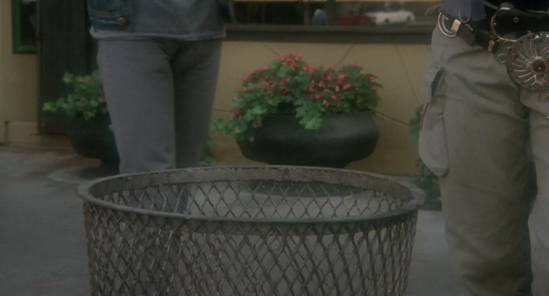 Perfect Strangers scene still 3