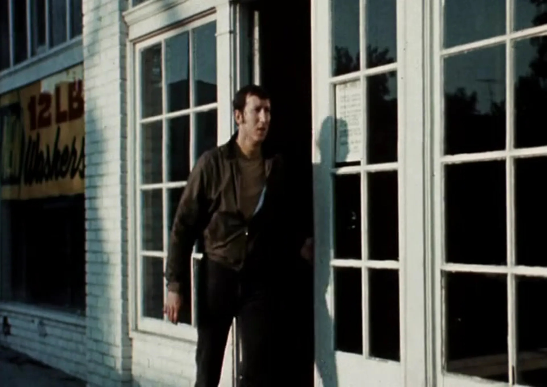 Body Fever scene still 10