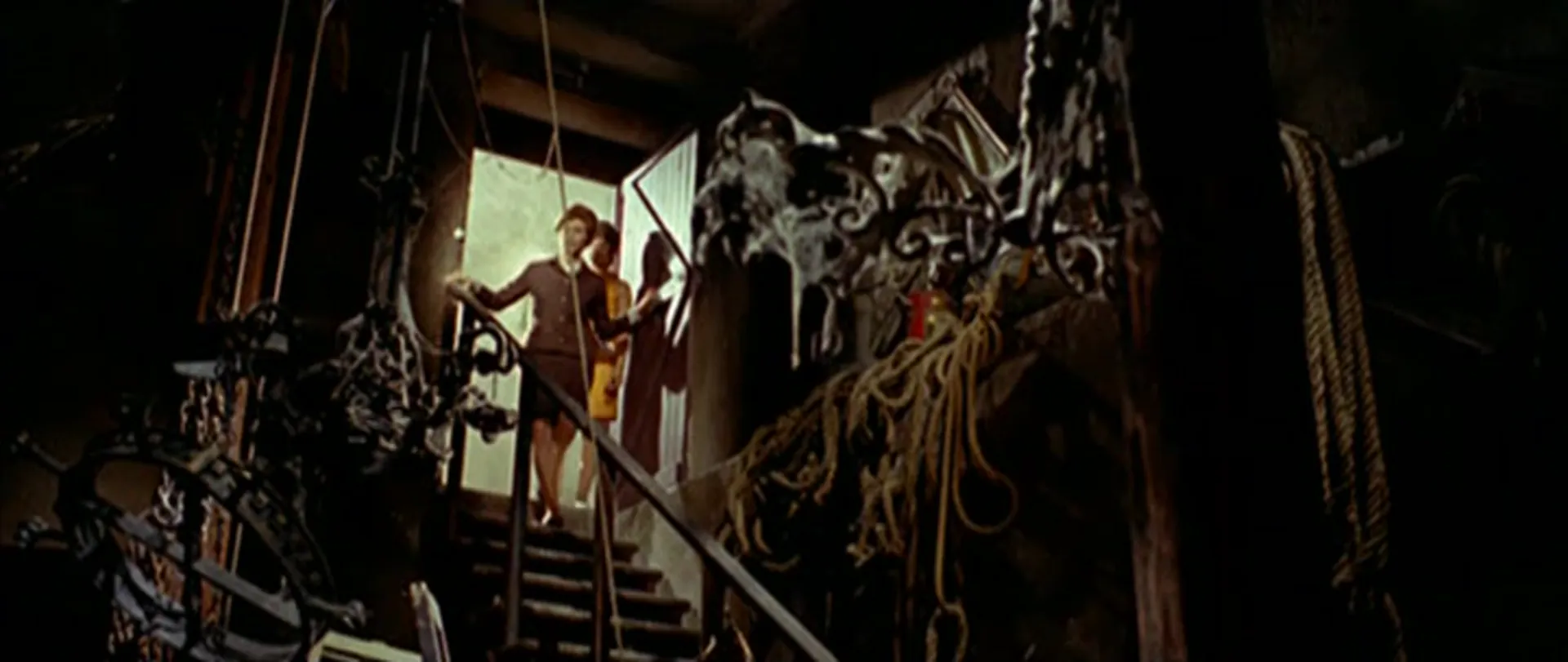 The Young, the Evil and the Savage scene still 4