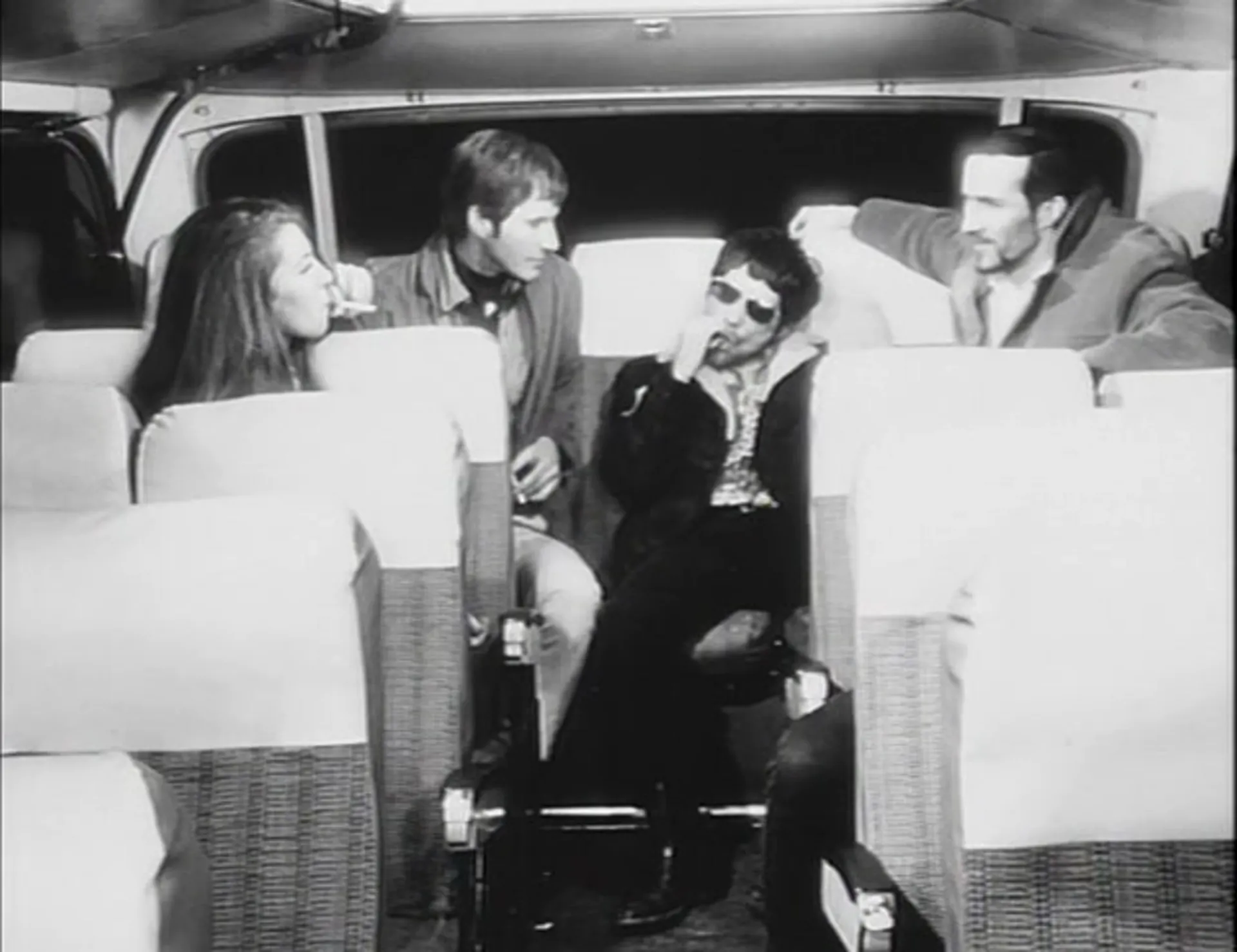She Came on the Bus scene still 5