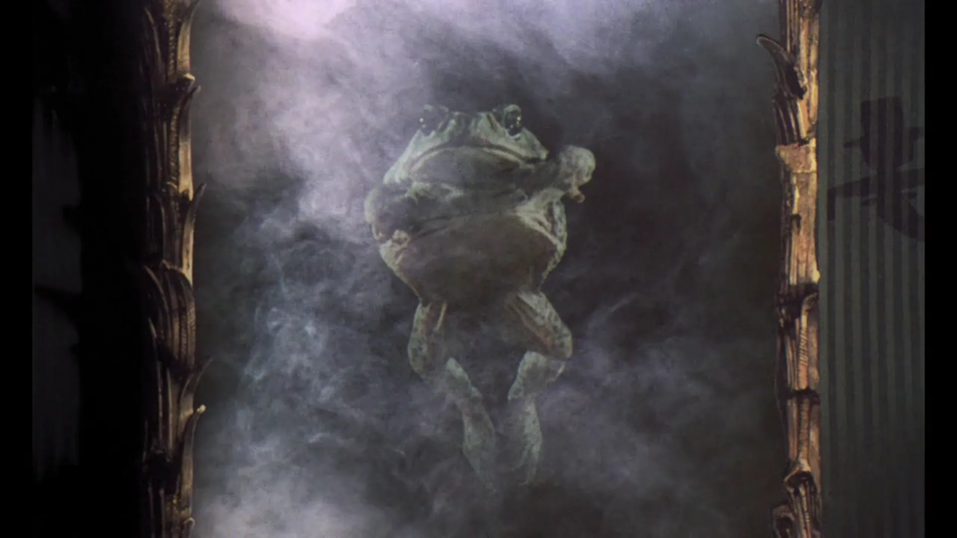 Psychomania scene still 2
