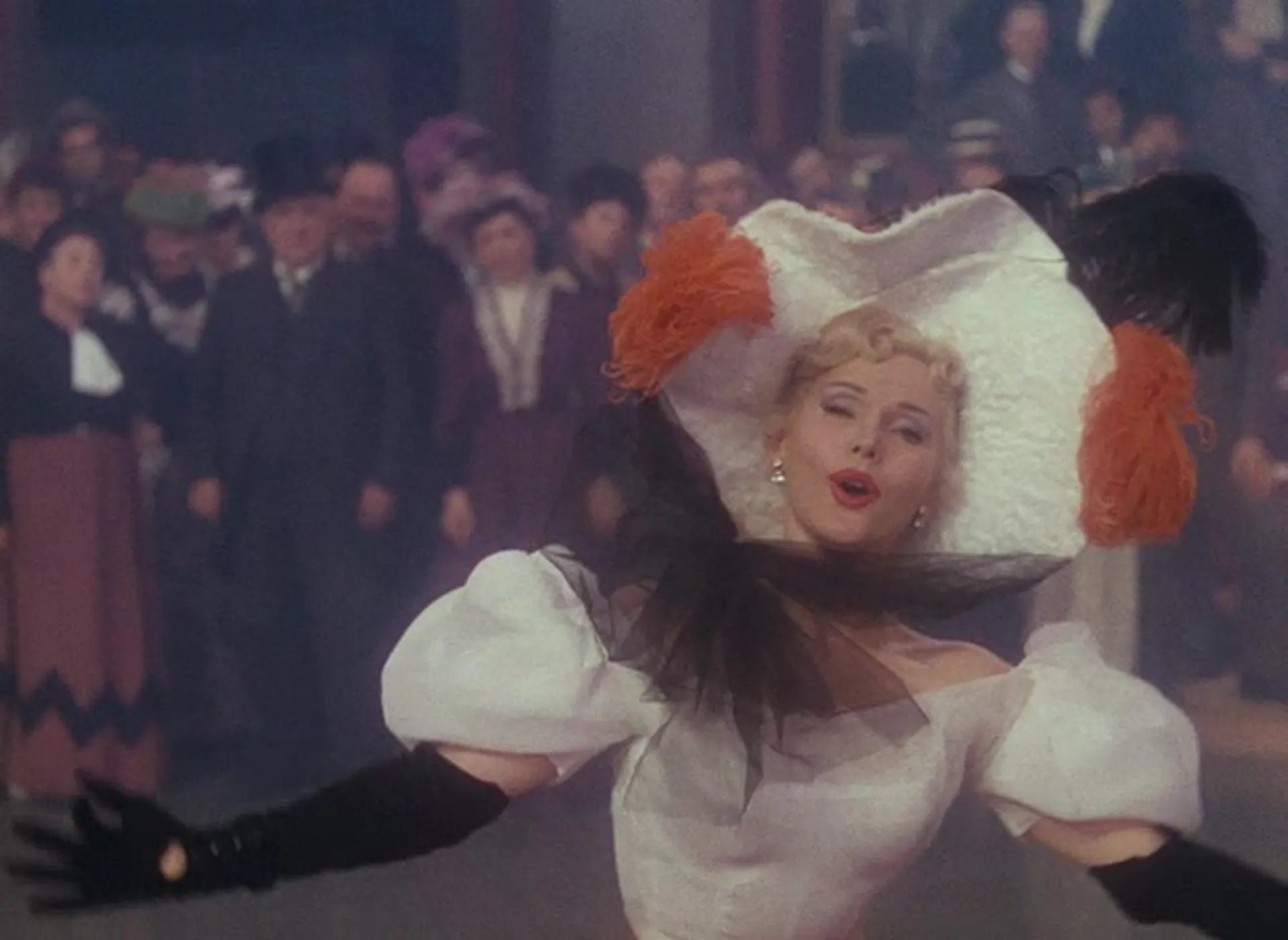 Moulin Rouge scene still 1