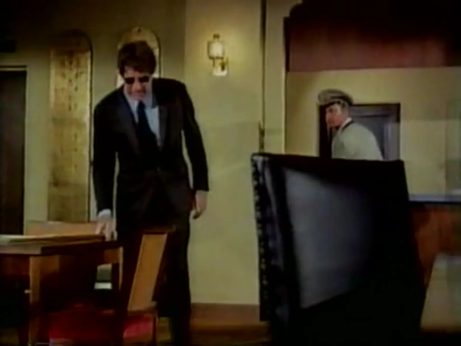 In Broad Daylight scene still 1