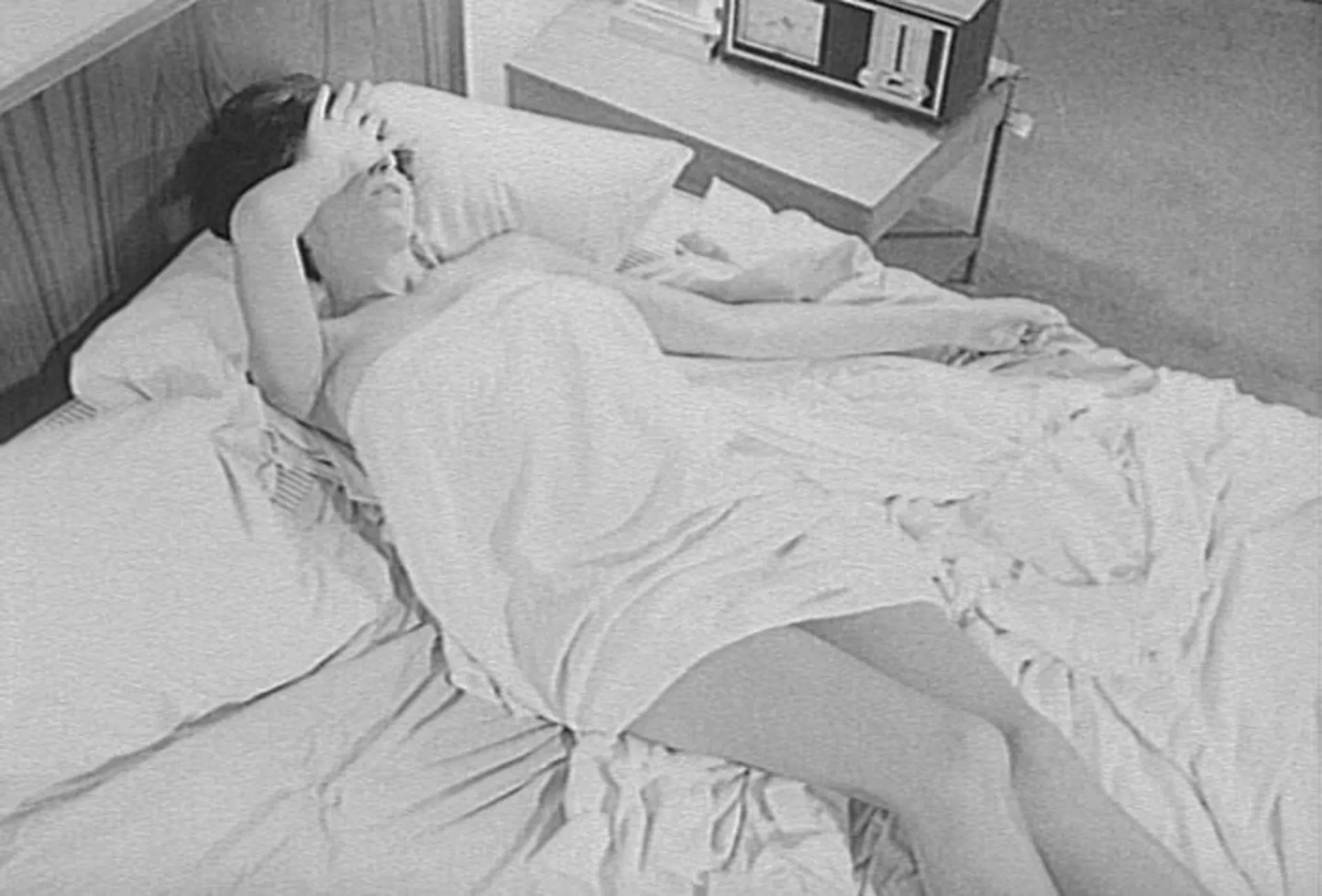 Satan's Bed scene still 4