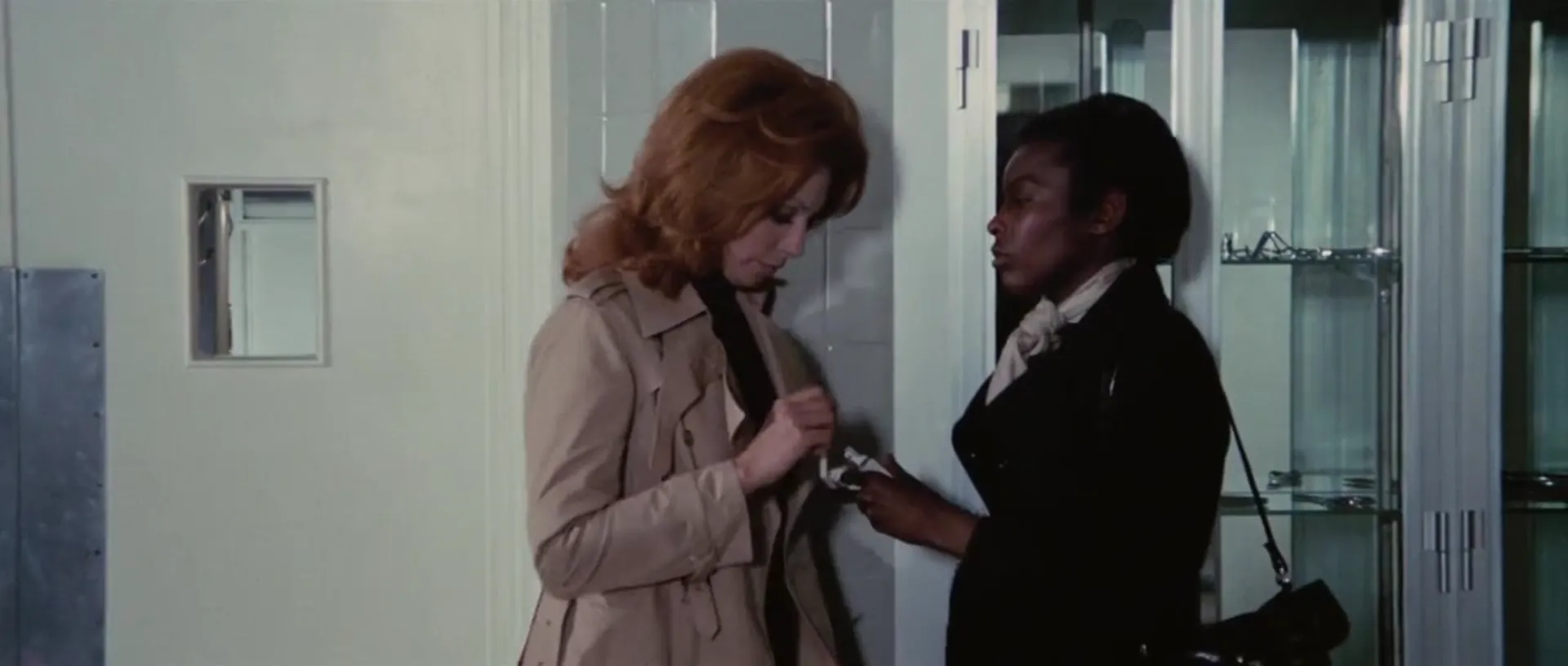 Death Walks on High Heels scene still 6