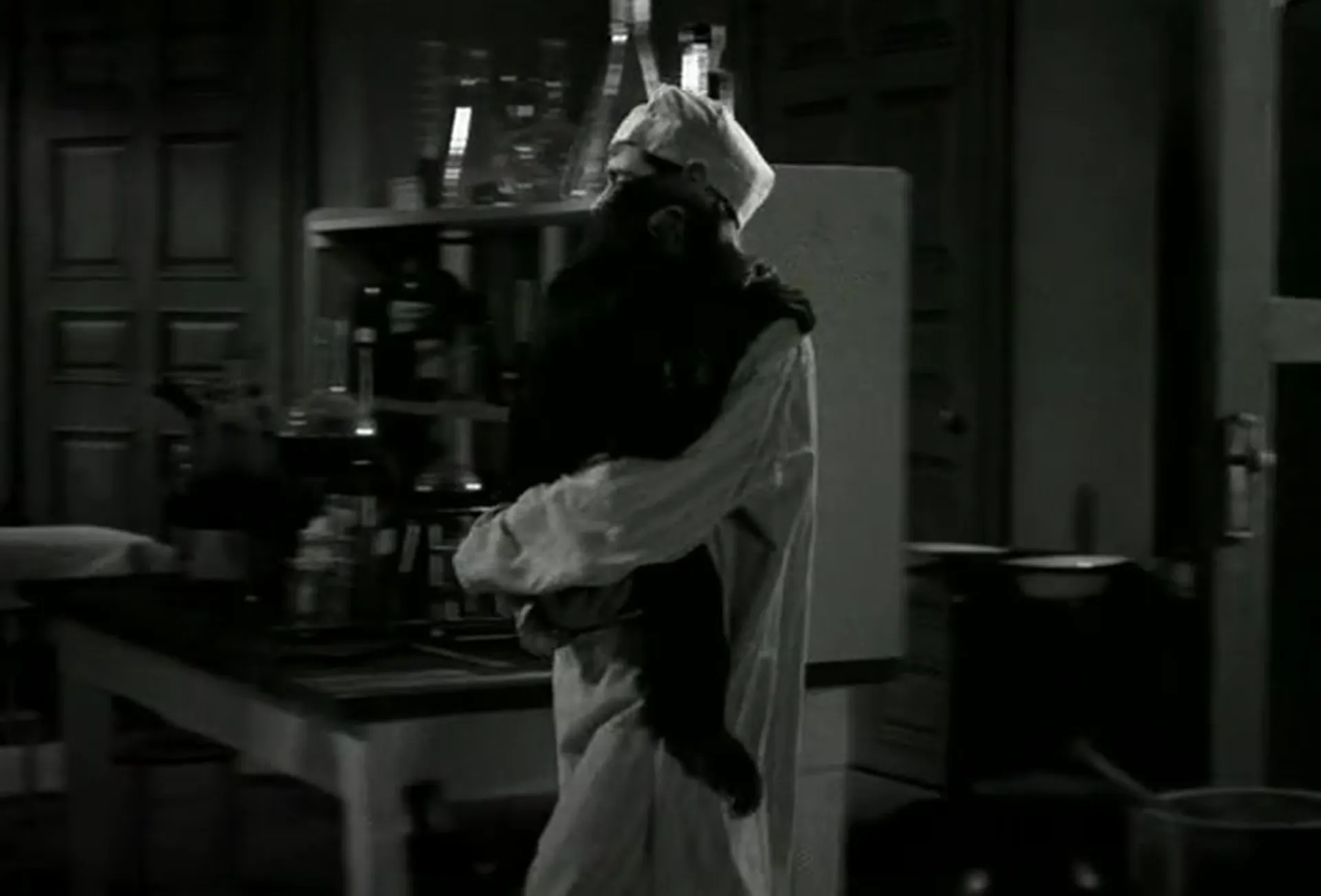 Bela Lugosi Meets a Brooklyn Gorilla scene still 6