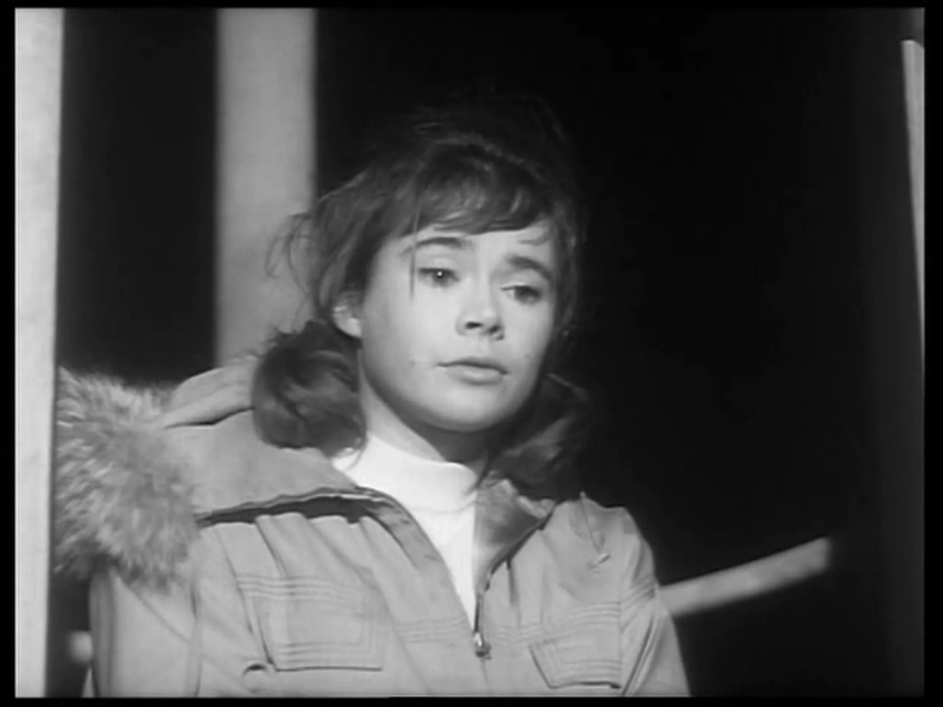 Saturday Night Out scene still 2