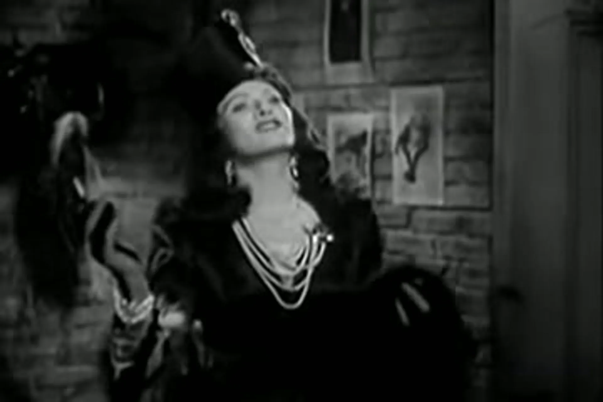 Lady of Burlesque scene still 5