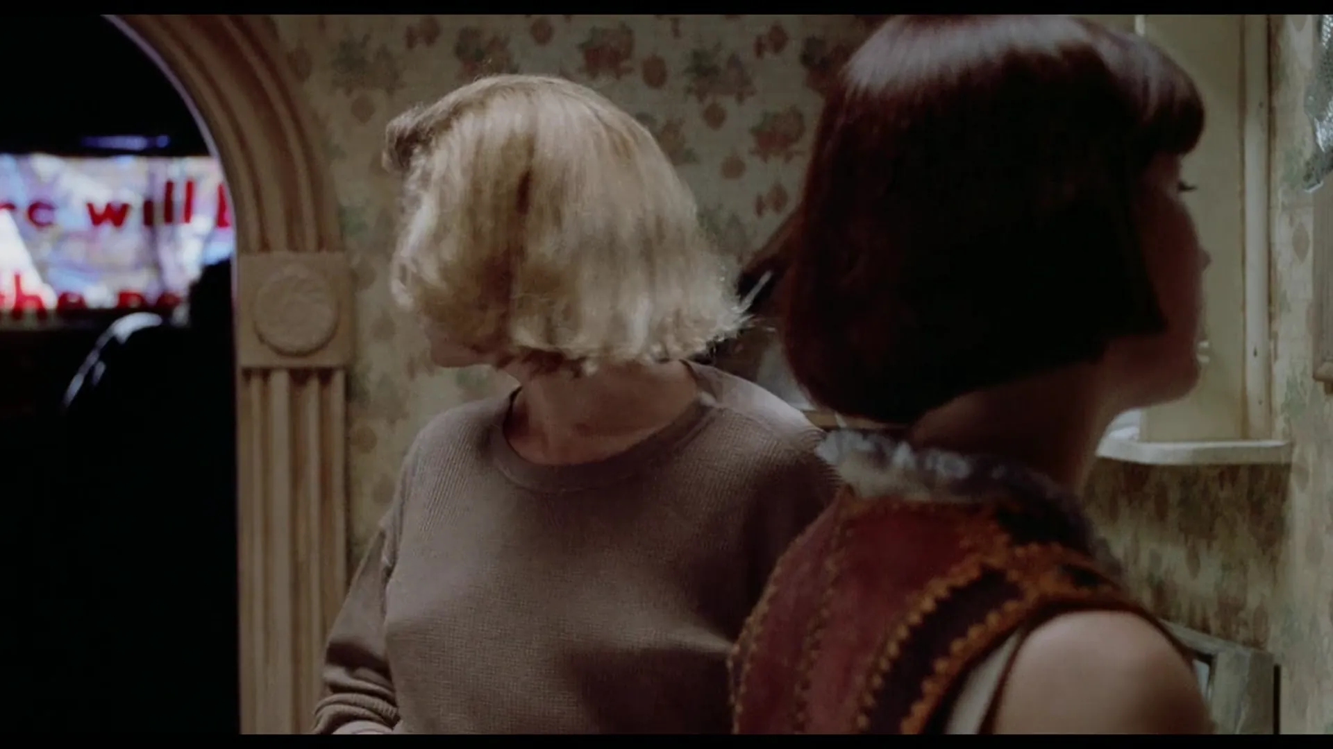 Patty Hearst scene still 5