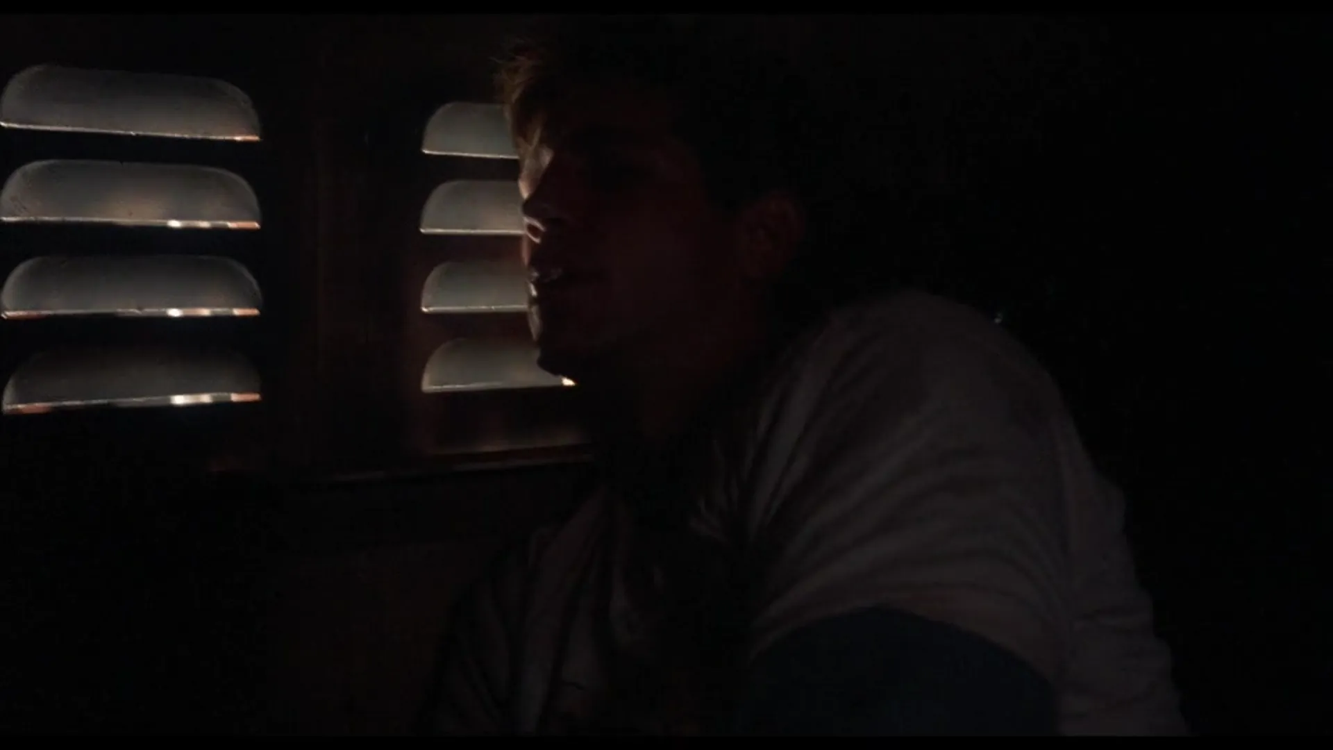 Runaway Train scene still 4