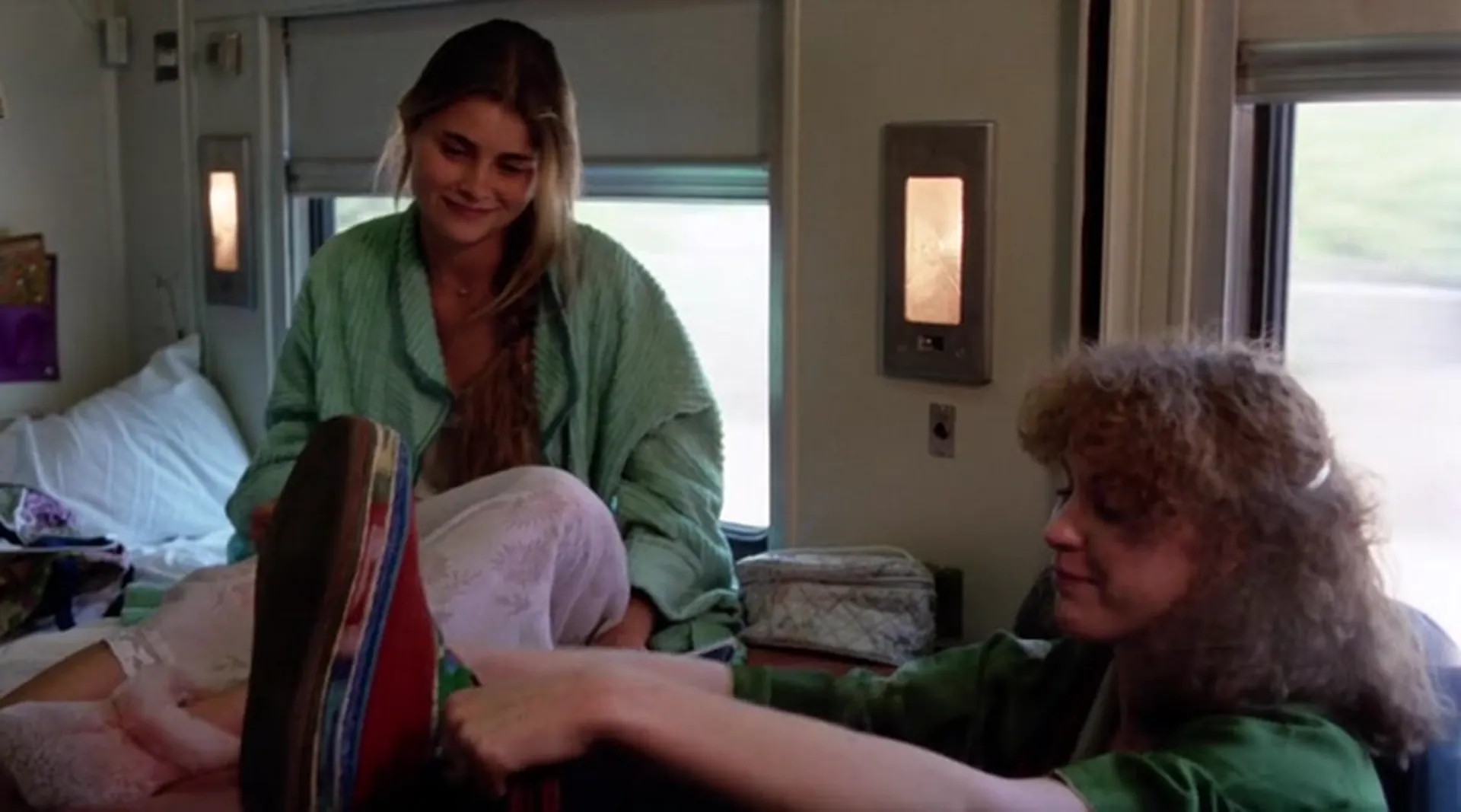 Tracks scene still 4