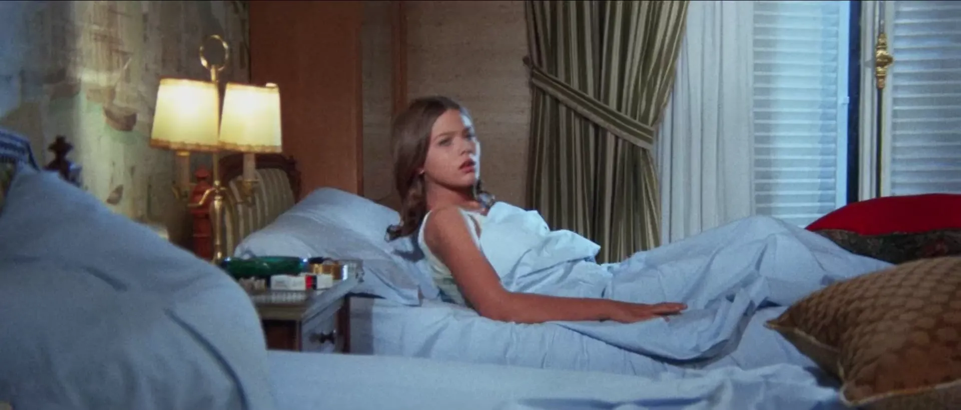 An Ideal Place to Kill scene still 6
